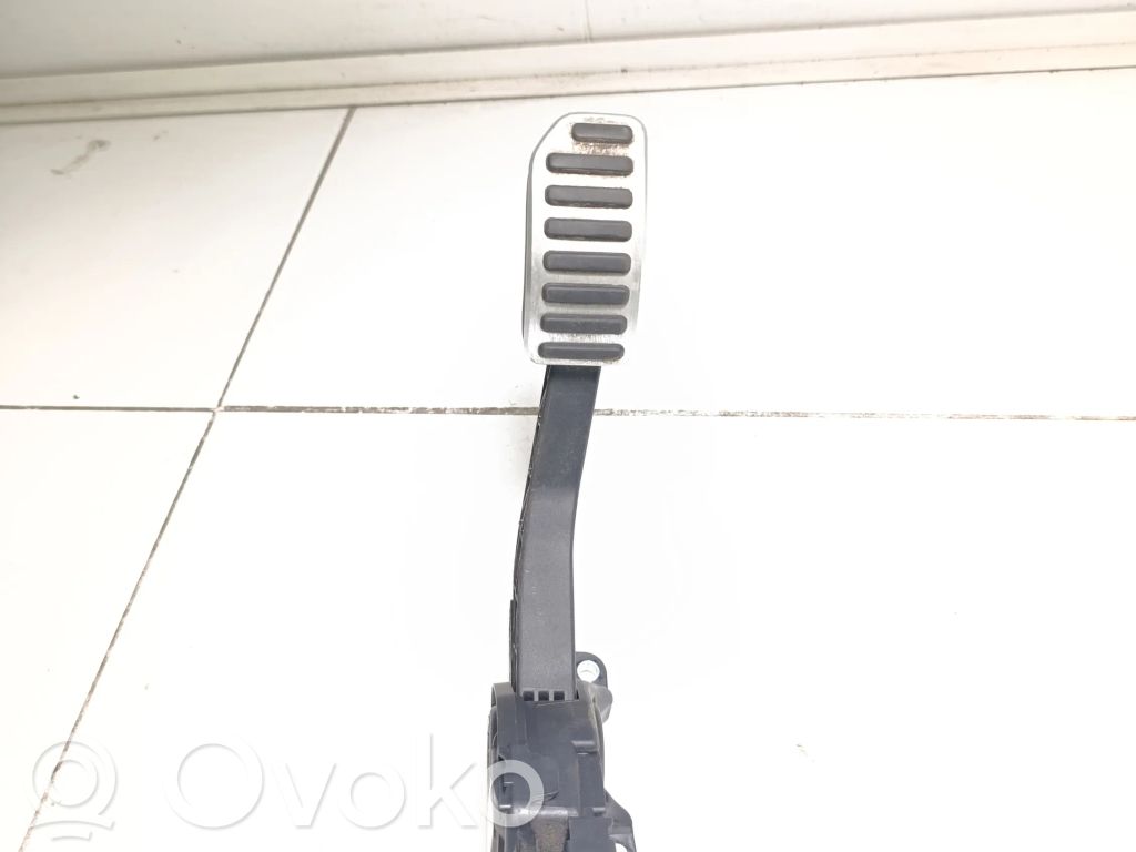 Volvo V60 Accelerator throttle pedal 