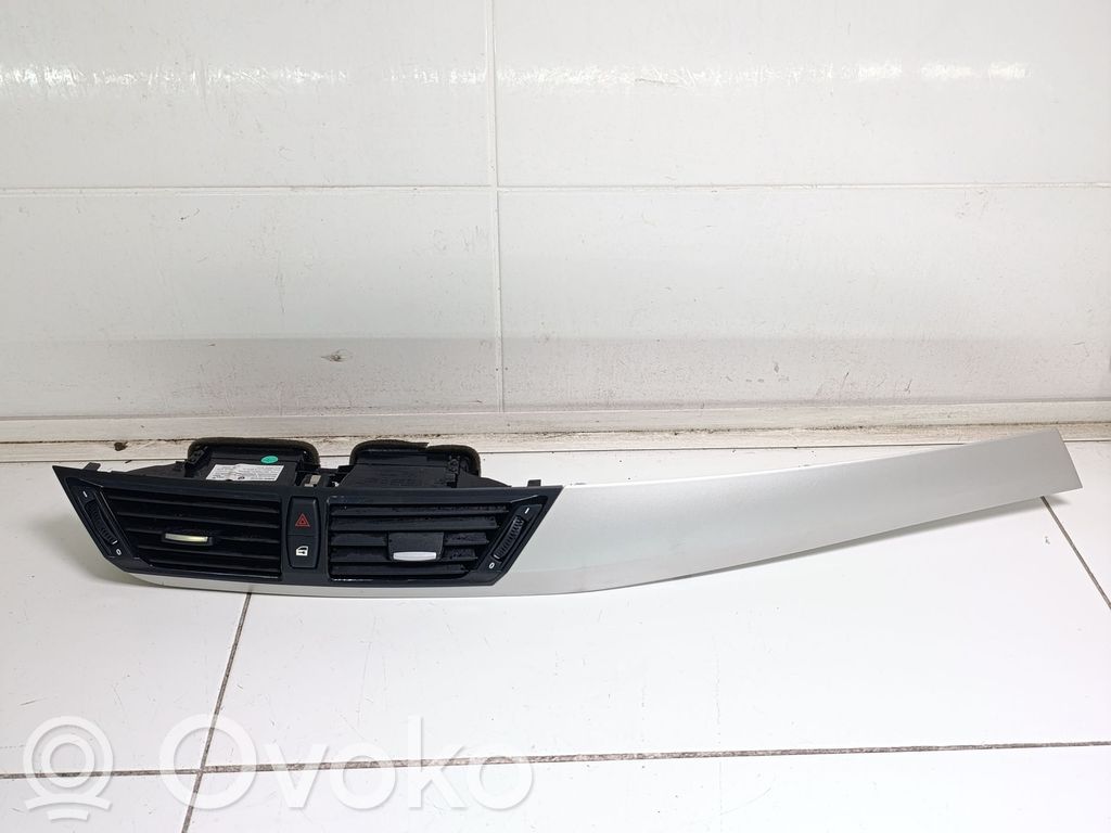BMW X1 E84 Grilă ventilație centrală 