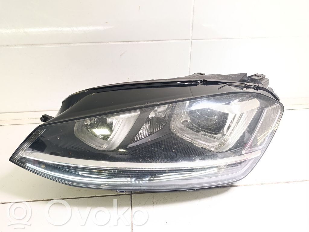 Volkswagen Golf VII Lampa przednia 