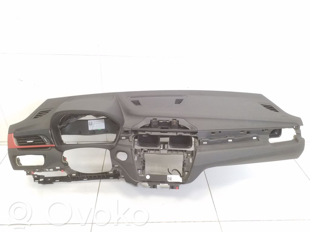 BMW X1 F48 F49 Panelė 