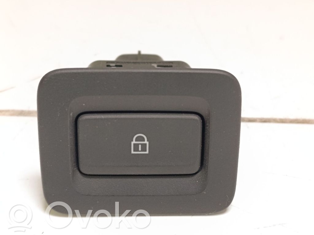Mazda MX-30 Central locking switch button 