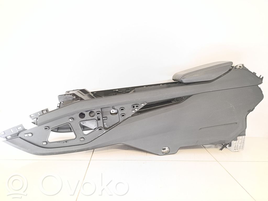 Audi e-tron Center console 