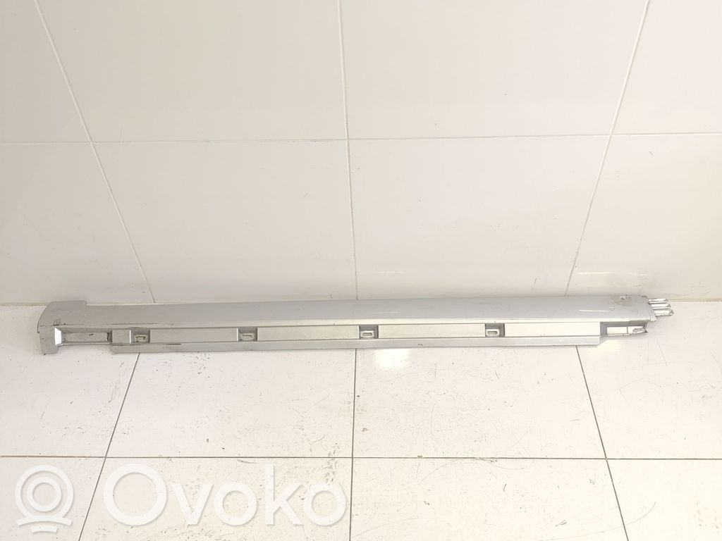 Volkswagen PASSAT B7 Sill 