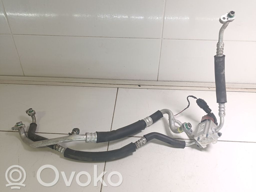 KIA Soul Air conditioning (A/C) expansion valve 