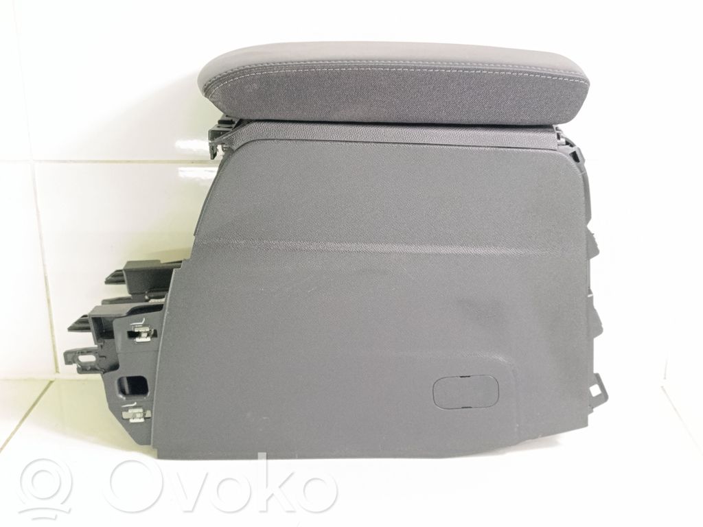 Peugeot 2008 II Reposabrazos 