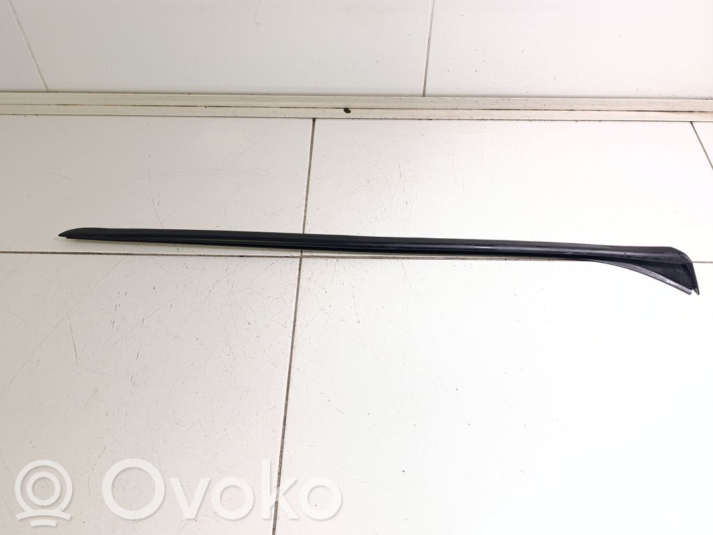 Audi e-tron Windshield trim 