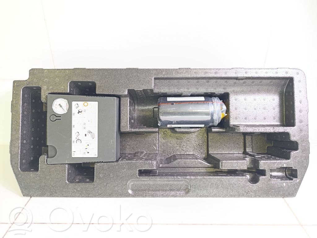 Audi e-tron Tool box 
