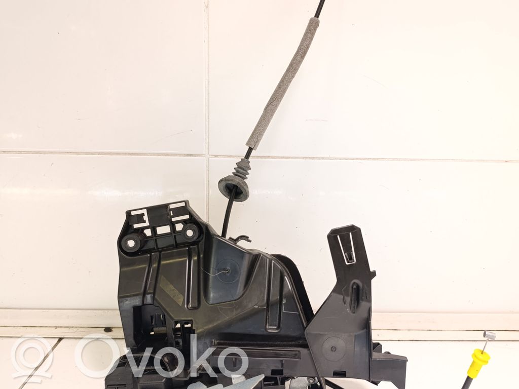 Front door lock   31484041