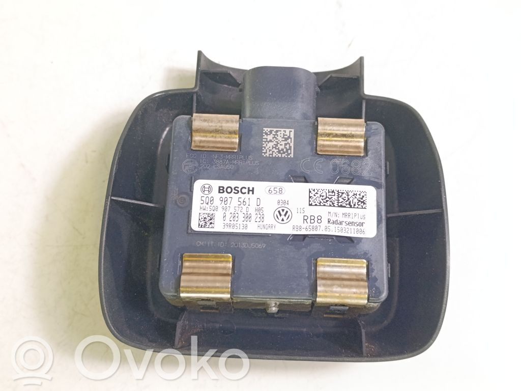 Volkswagen PASSAT B8 Sensor de radar Distronic 