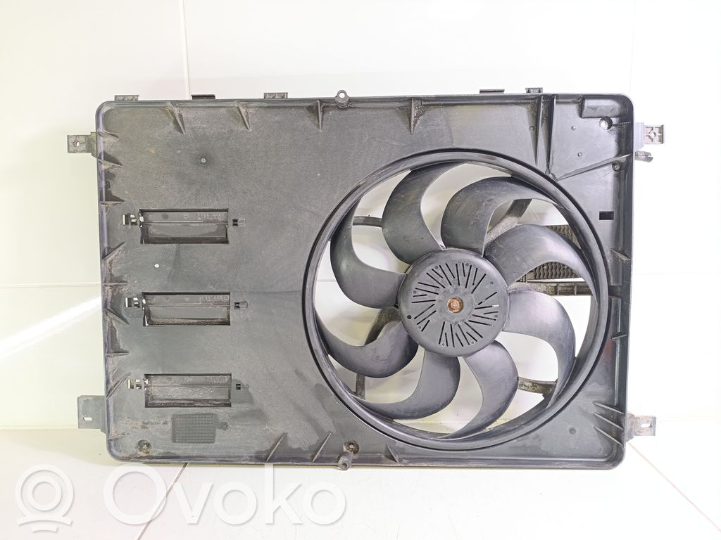 Volvo V40 Elektrisks radiatoru ventilators 