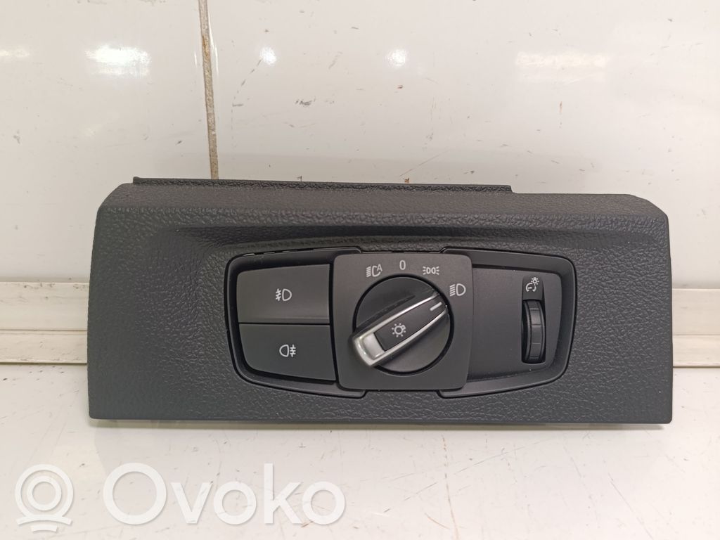 BMW 1 F20 F21 Šviesų jungtukas 