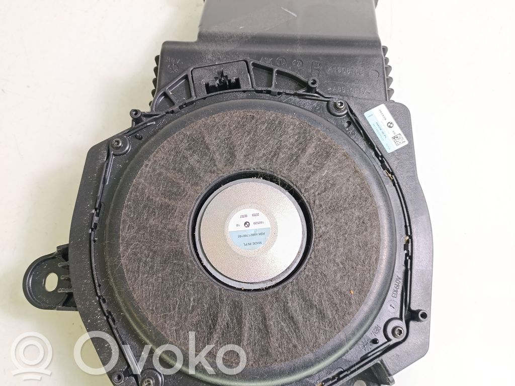BMW X1 U11 Subwoofer 