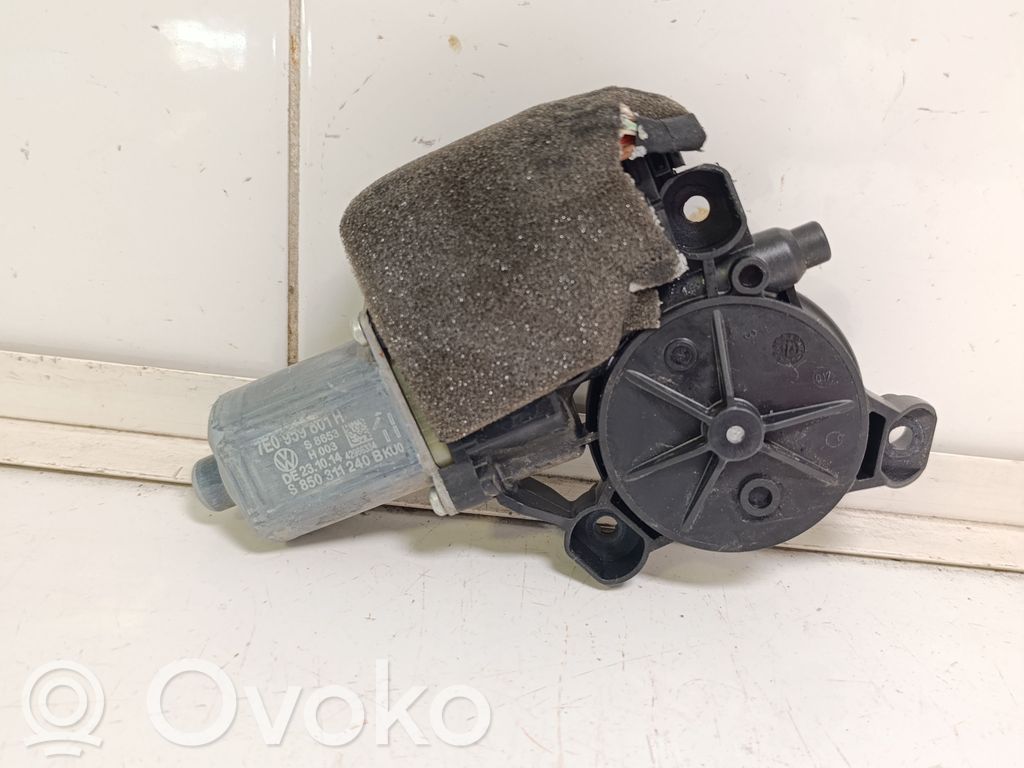 Volkswagen Transporter - Caravelle T5 Silnik regulatora szyby drzwi przednich 