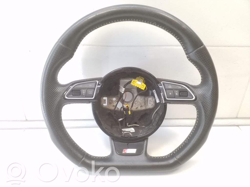 Audi A3 S3 8V Ohjauspyörä 