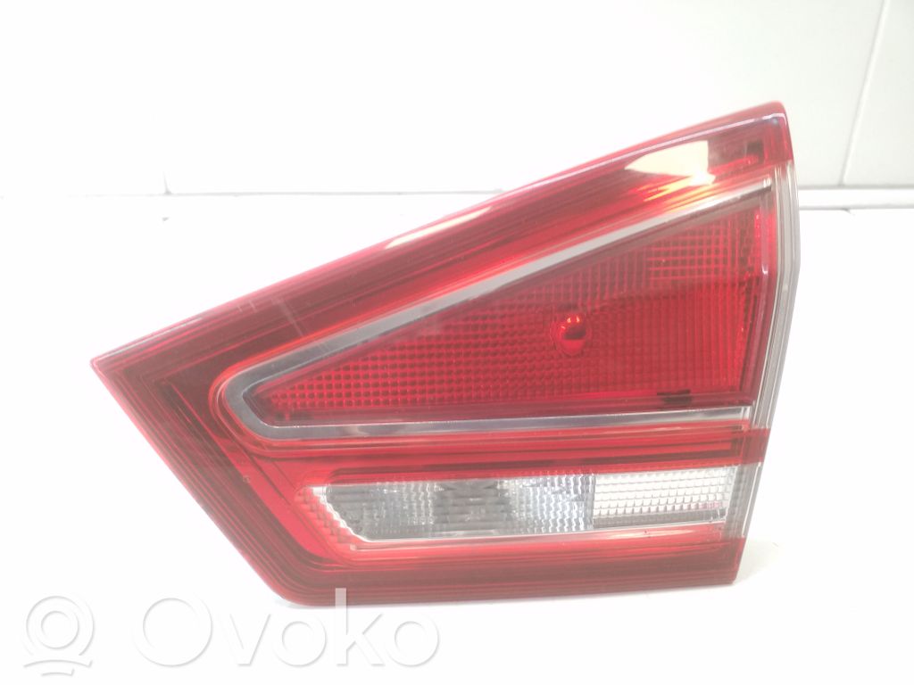 Ford B-MAX Takaluukun takavalot 