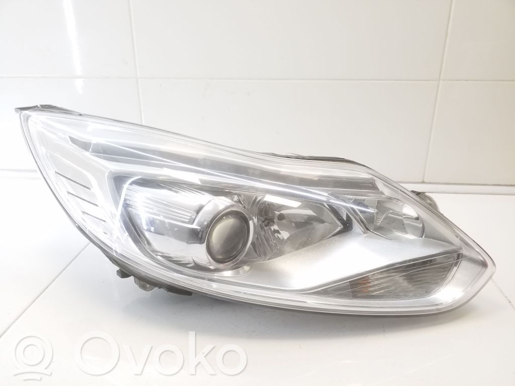 Ford Focus Scheinwerfer 