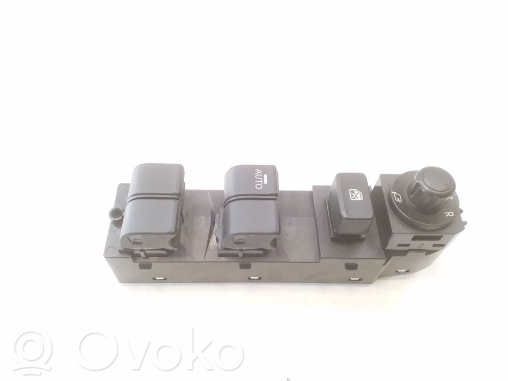 Mazda CX-3 Electric window control switch 