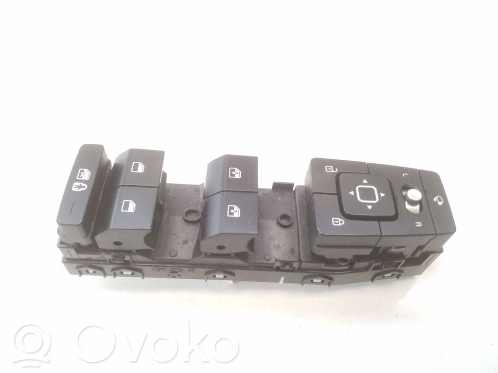 Electric window control switch   93571CV380,10527013