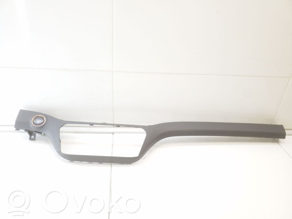 Hyundai Ioniq Ramka deski rozdzielczej 