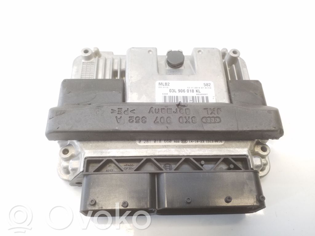 Audi A5 8T 8F Engine control unit/module 