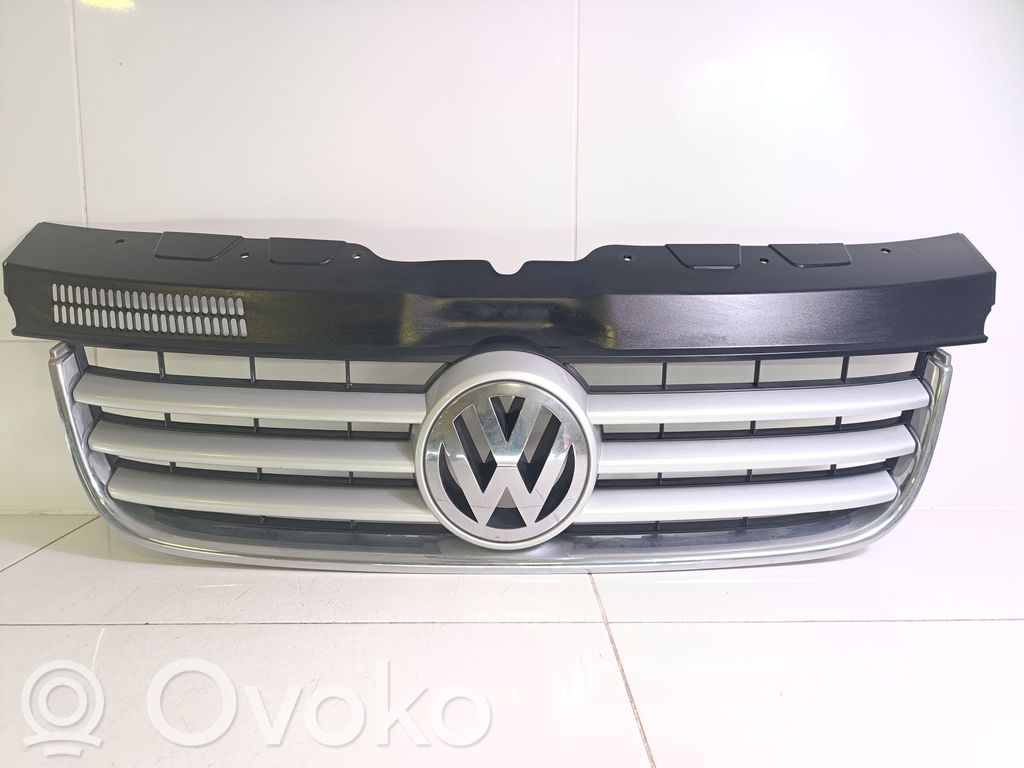 Volkswagen Multivan T5 Rejilla delantera 