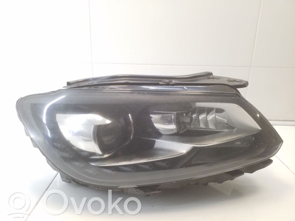 Volkswagen Touran II Etu-/Ajovalo 