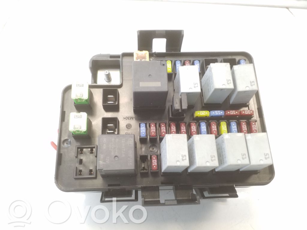 NIO ES8 Modul siguranțe 