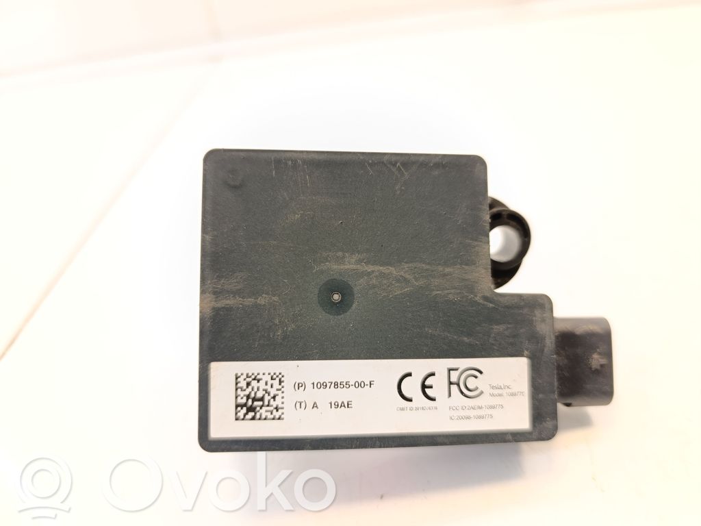 Tesla Model 3 Sonstige Steuergeräte / Module 