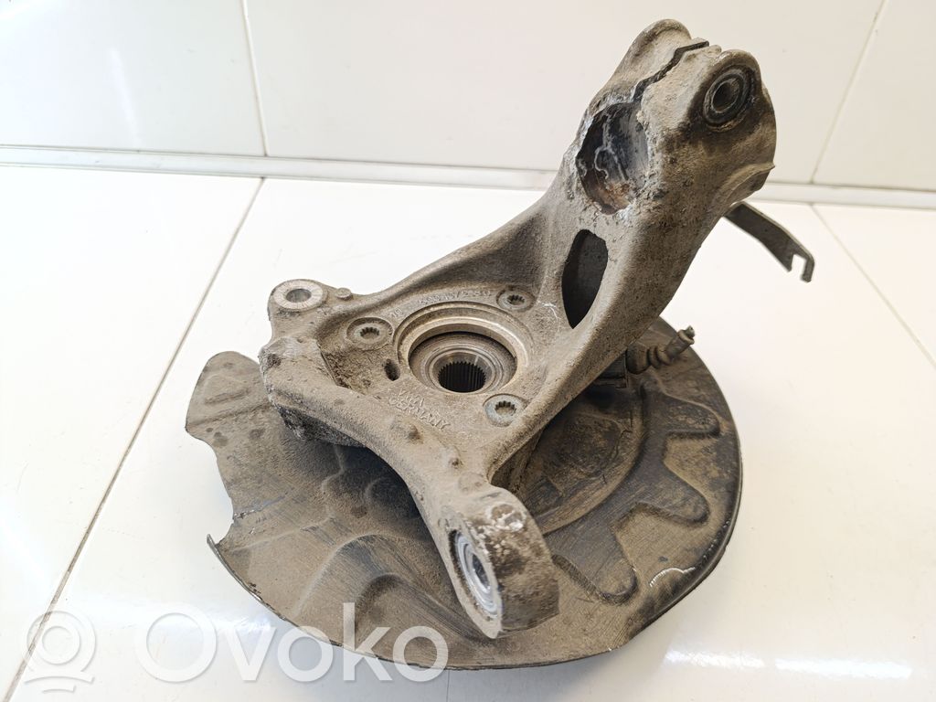 Volkswagen PASSAT B8 Achsschenkel vorne