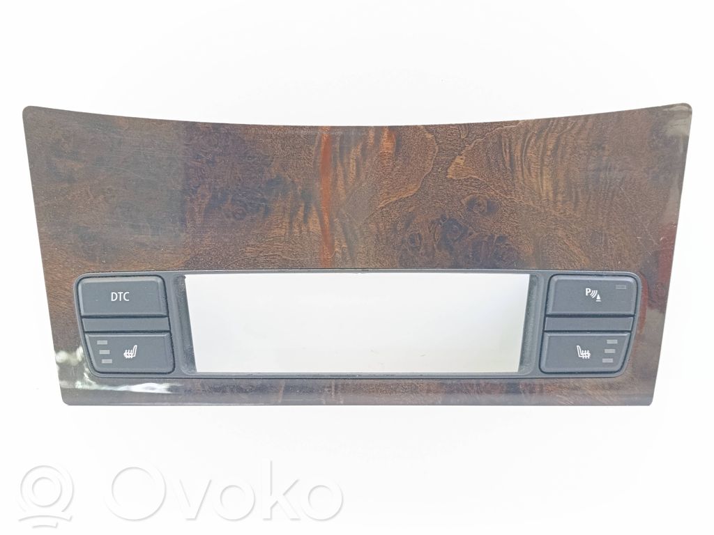 BMW 5 E60 E61 Paneelin lista