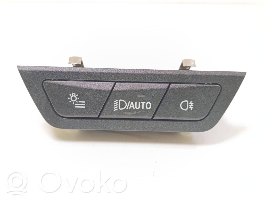 BMW X1 U11 Lukturu slēdzis 