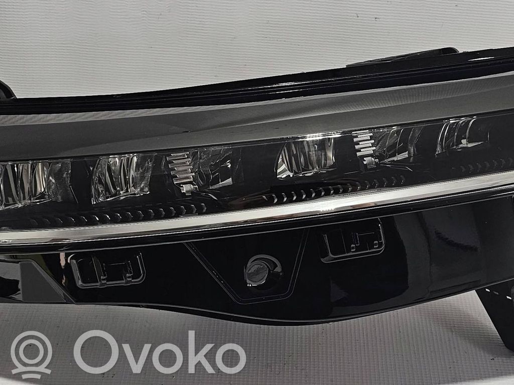 Renault Megane E-Tech Headlight/headlamp 