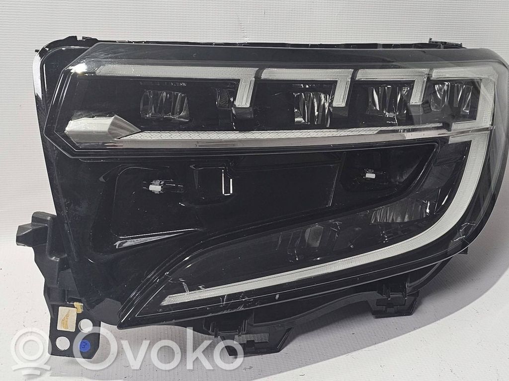 Renault Austral Priekinis žibintas 