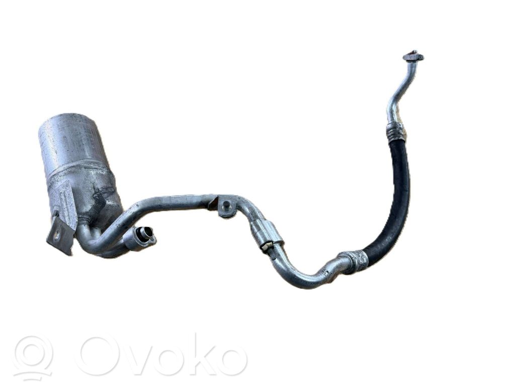 Ilmastointilaitteen putki (A/C)   3M5H19N602FJ,3M5H19N602FG,3M5H19N602FH