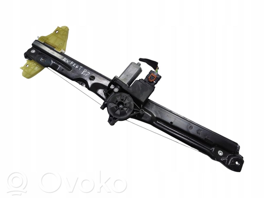 Citroen Jumpy Front door window regulator with motor 