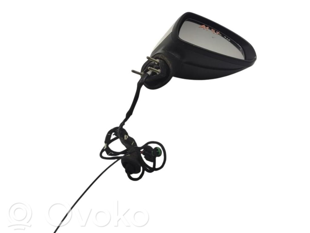 Audi A1 Front door electric wing mirror 