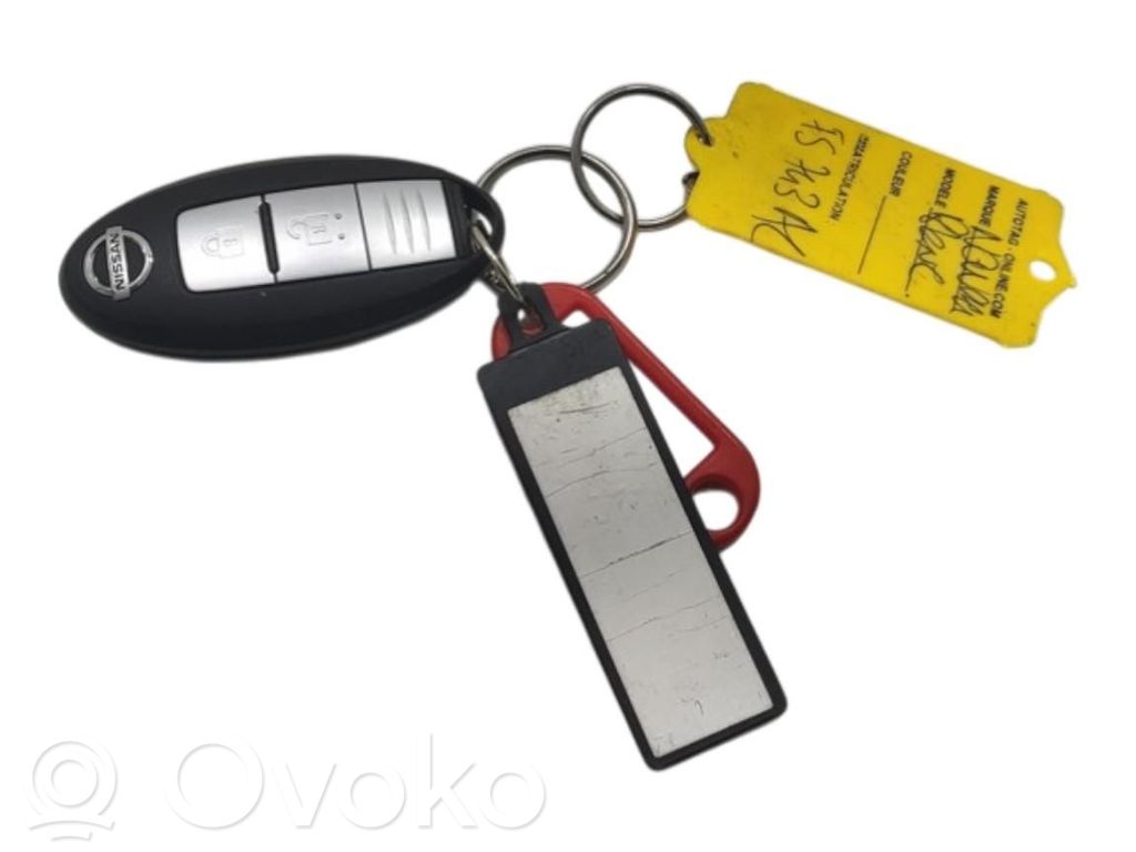 Nissan Navara D23 Tarjeta/llave de arranque 