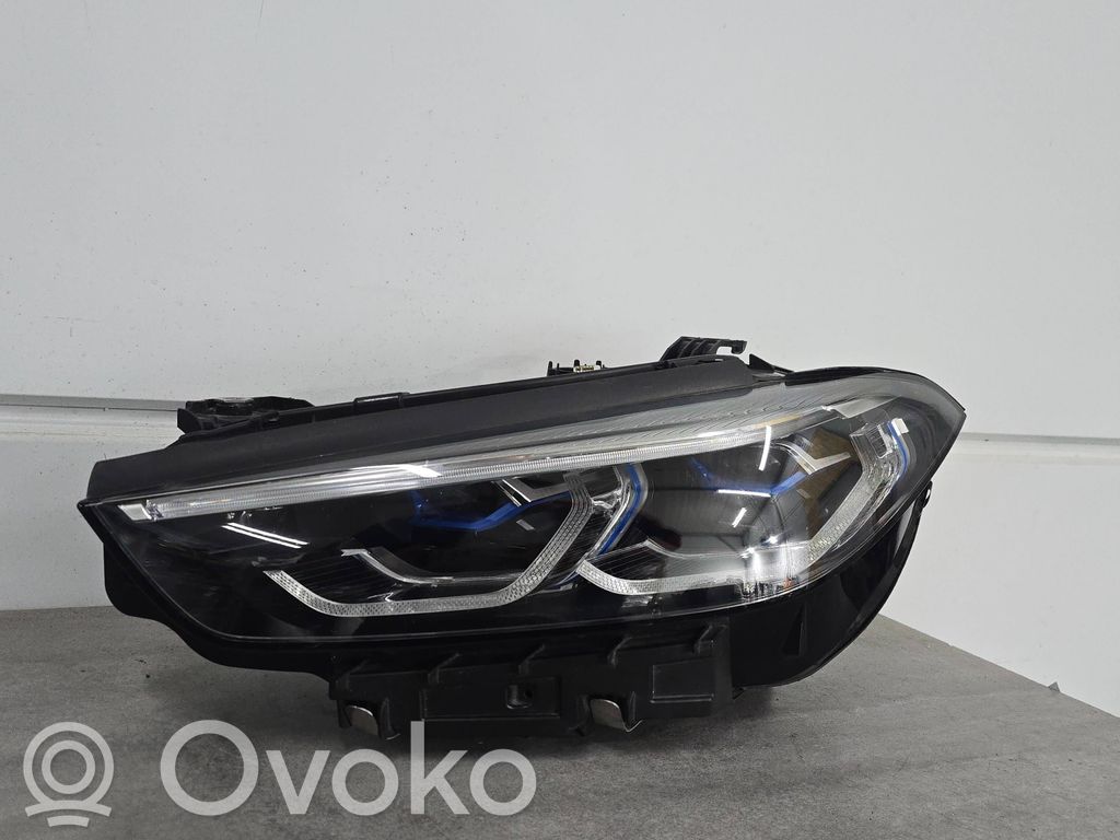 BMW M8 F91 F92 G14 G15 Lampa przednia 
