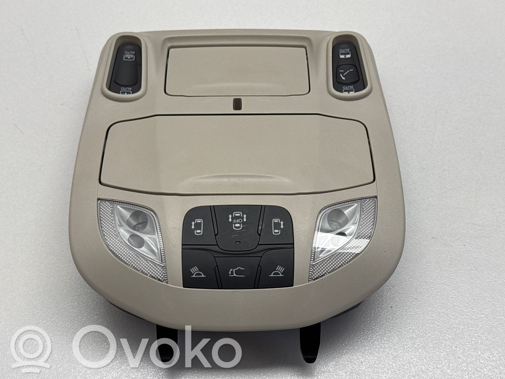 Chrysler Pacifica Front seat light 