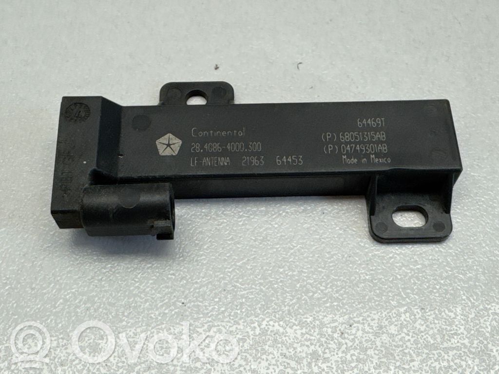 Antenas pastiprinātājs   644691,04749301AB,68051315AB