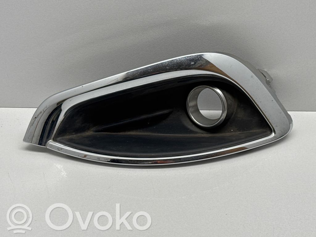 Chrysler Pacifica Etusumuvalon ritilä 