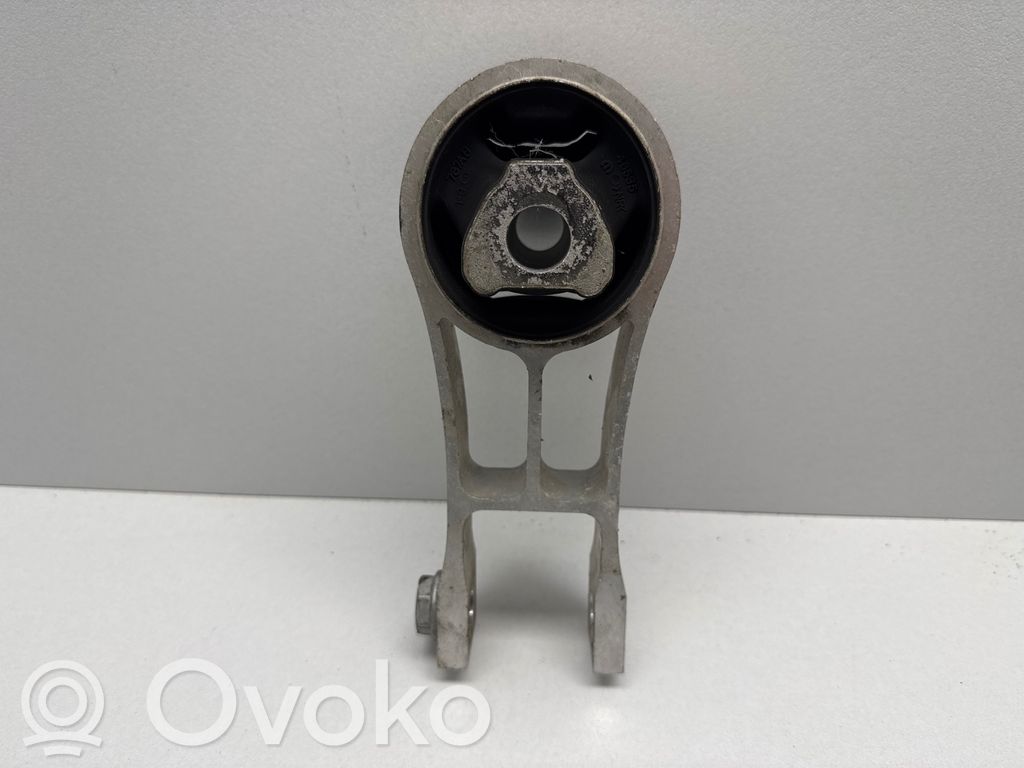 Chrysler Pacifica Engine mount bracket 