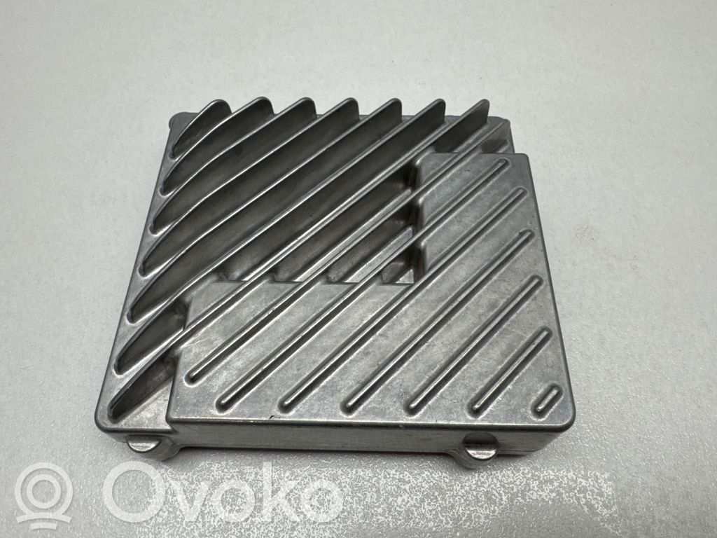 Chrysler Pacifica Sound amplifier 