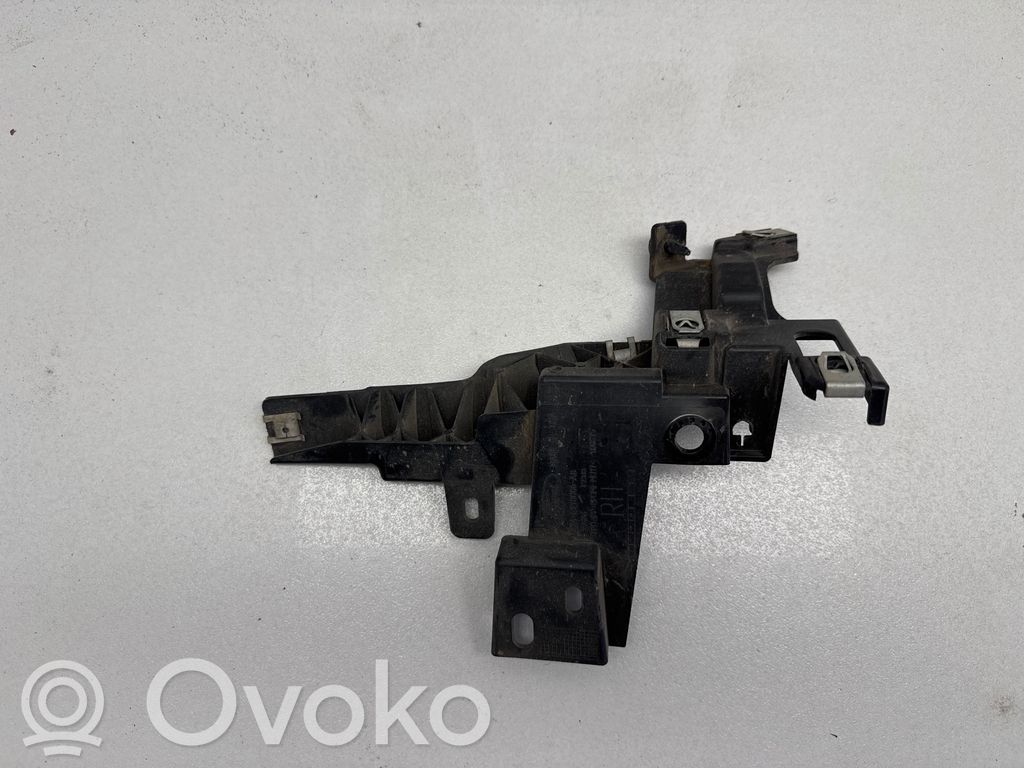 Ford F150 Fender mounting bracket 