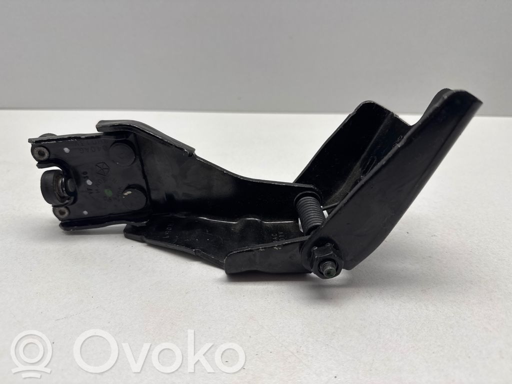 Chrysler Pacifica Sliding door upper roller guide/hinge 