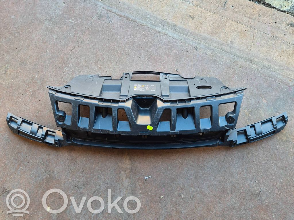 Renault Megane III Etupuskurin tukipalkki 