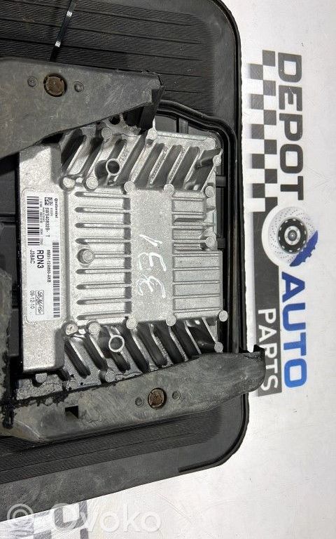 Engine control unit/module ECU   6M5112A650AKB,G6DG