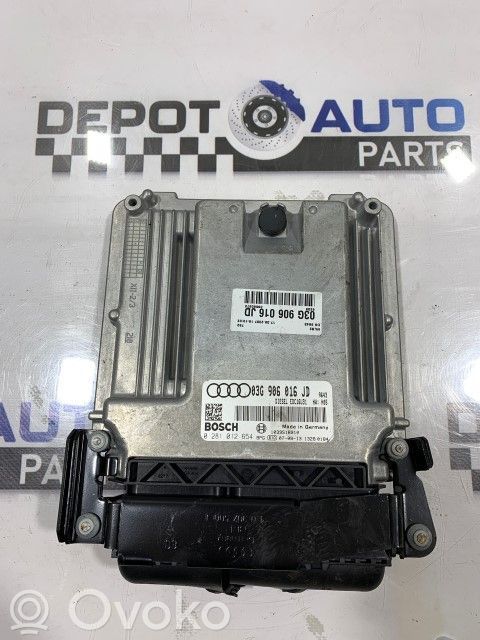 Audi A4 S4 B7 8E 8H Unité de commande, module ECU de moteur 