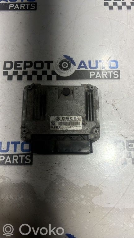 Volkswagen Caddy Unidad de control/módulo ECU del motor 