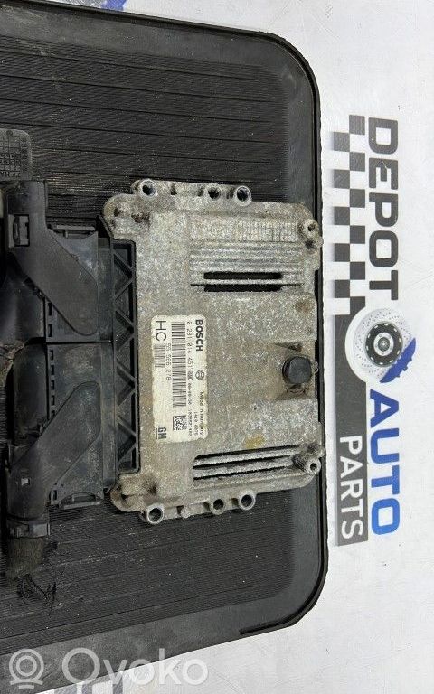 Opel Astra H Engine control unit/module ECU 